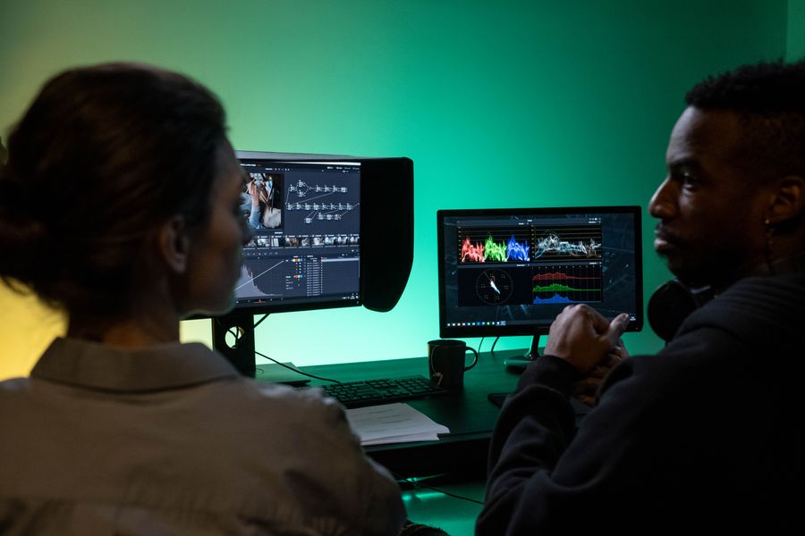 UGC Creator Kit — Briefs, Contracts & 30 Prompts